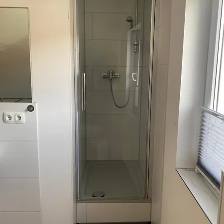 Mit 4 Schlafzimmer Oder 10 Schlafmoeglichkeiten Netphen