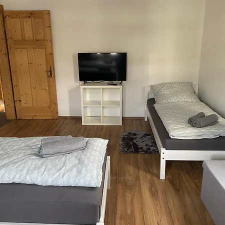 Mit 4 Schlafzimmer Oder 10 Schlafmoeglichkeiten