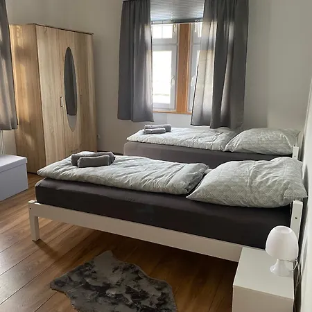 Mit 4 Schlafzimmer Oder 10 Schlafmoeglichkeiten Apartament