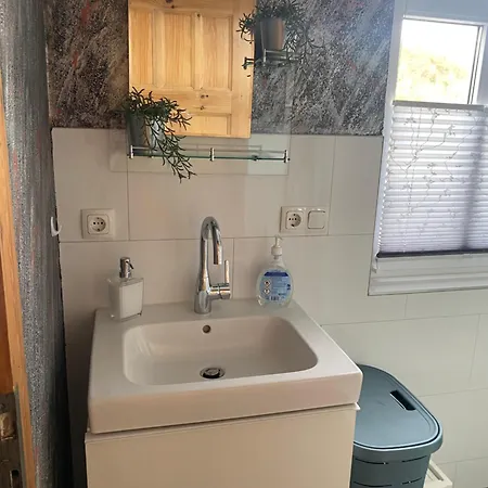 Mit 4 Schlafzimmer Oder 10 Schlafmoeglichkeiten *