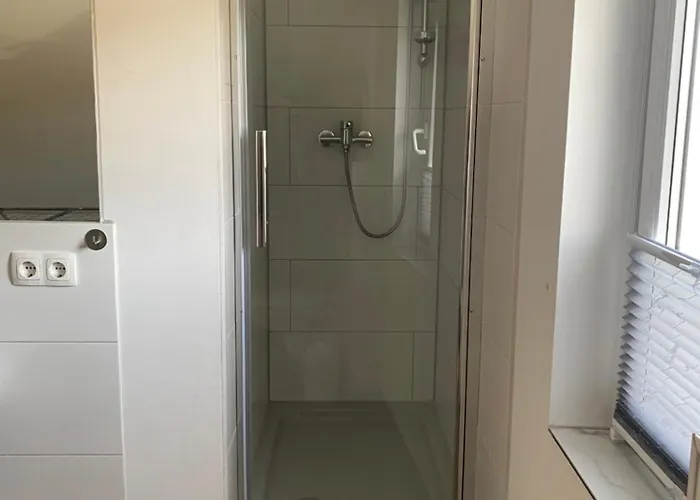 Mit 4 Schlafzimmer Oder 10 Schlafmoeglichkeiten Netphen