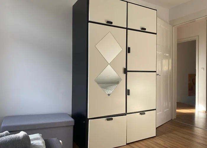 Mit 4 Schlafzimmer Oder 10 Schlafmoeglichkeiten *